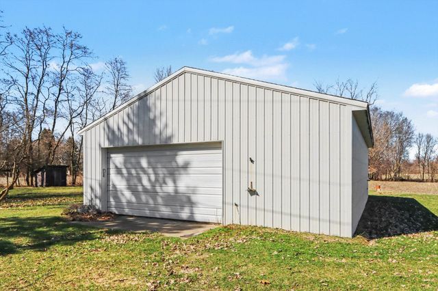 8004 W W Avenue, Schoolcraft, MI 49087