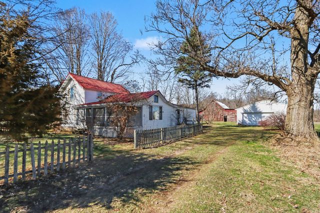 8004 W W Avenue, Schoolcraft, MI 49087