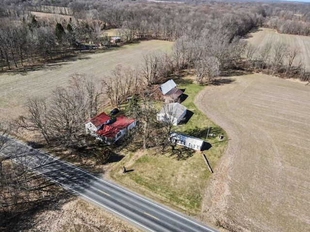 8004 W W Avenue, Schoolcraft, MI 49087