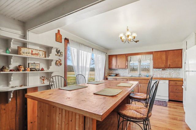 8004 W W Avenue, Schoolcraft, MI 49087