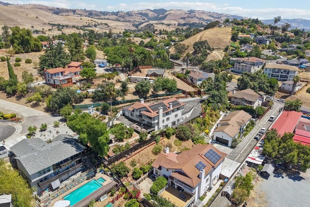 Image 86 of property listing at 3461 Story Road, San Jose, CA 95127