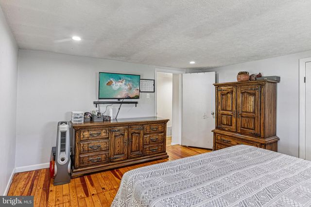 36 BROWNING AVE, Ewing, NJ 08638