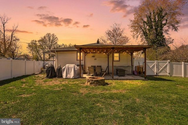 36 BROWNING AVE, Ewing, NJ 08638