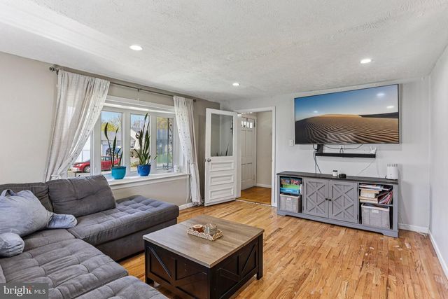 36 BROWNING AVE, Ewing, NJ 08638