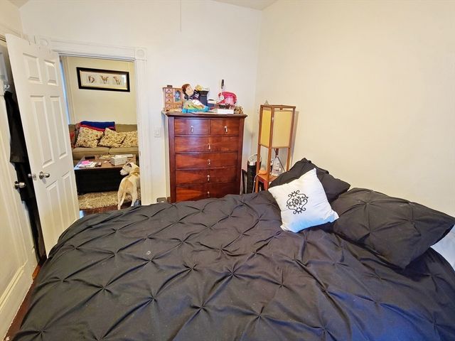 14 Montfern Ave 1L, Boston, MA 02135