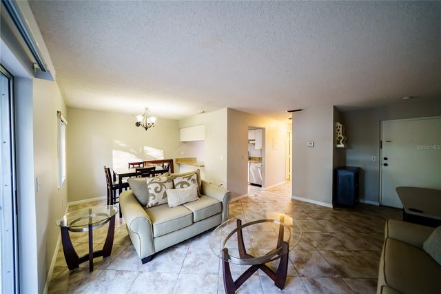 2609 PINE LAKE TERRACE D, Sarasota, FL 34237