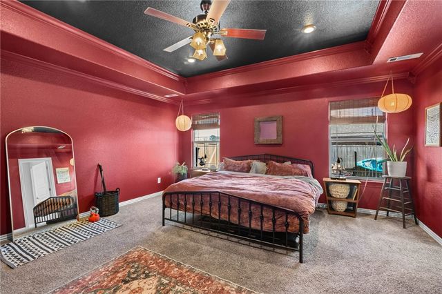 1904 W Brooks Place, Rogers, AR 72758