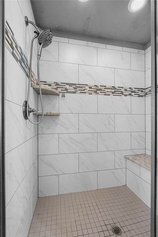 1904 W Brooks Place, Rogers, AR 72758