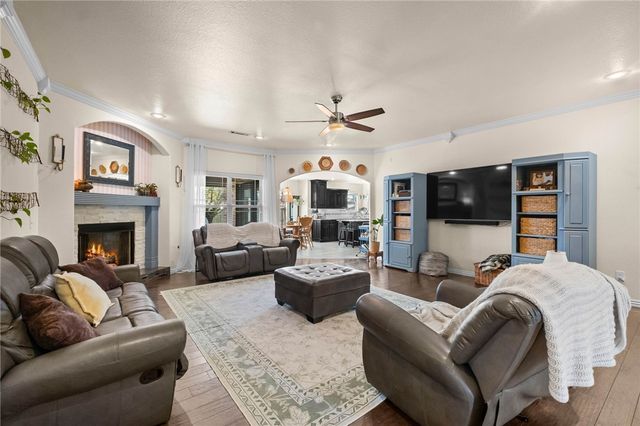 1904 W Brooks Place, Rogers, AR 72758