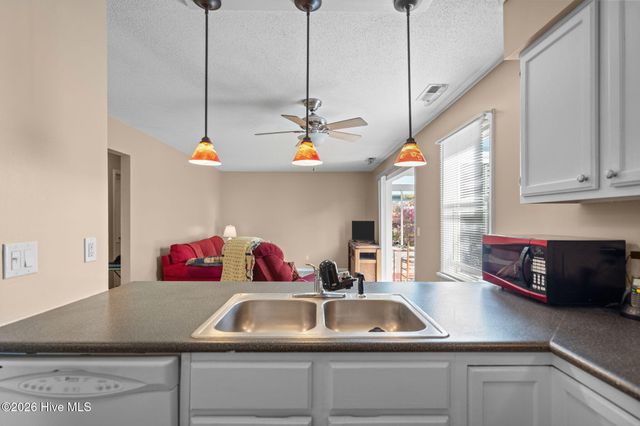 2720 S 17th Street Apt B, Wilmington, NC 28412