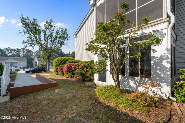 2720 S 17th Street Apt B, Wilmington, NC 28412