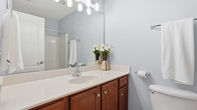 3200 Hidden Creek Dr, Antioch, TN 37013