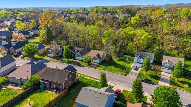 3200 Hidden Creek Dr, Antioch, TN 37013