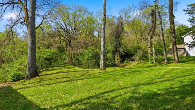 3200 Hidden Creek Dr, Antioch, TN 37013