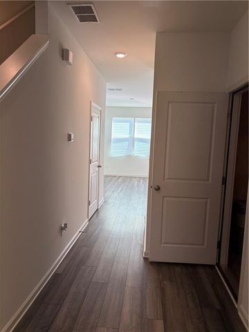 3512 Condor SW Court, Atlanta, GA 30331