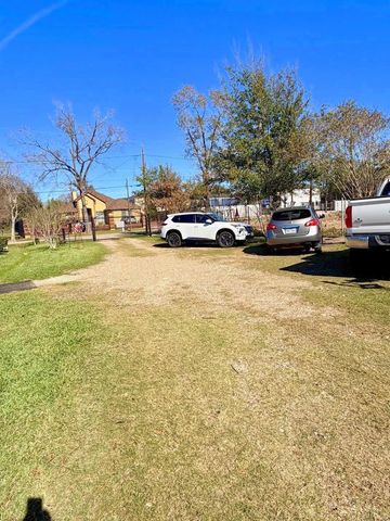 3313 Mansfield Street, Houston, TX 77091