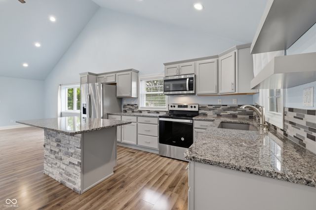530 W Barber Street, Hartford City, IN 47348