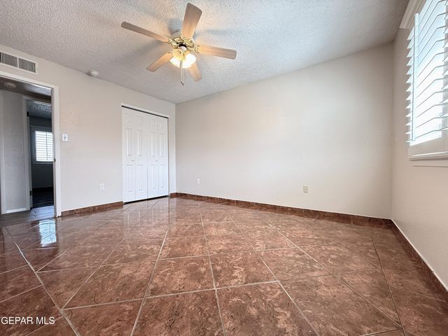 9321 SORBONNE Drive, El Paso, TX 79907