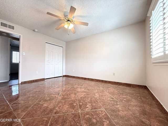 9321 SORBONNE Drive, El Paso, TX 79907