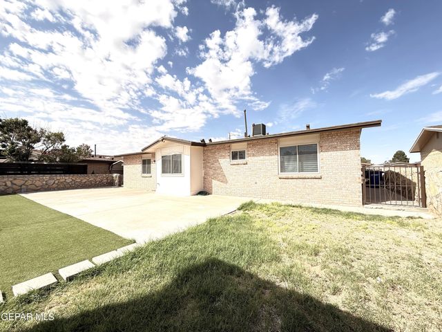 9321 SORBONNE Drive, El Paso, TX 79907