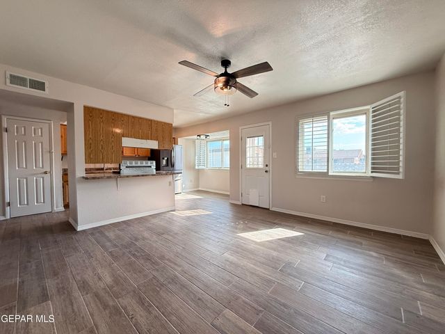 9321 SORBONNE Drive, El Paso, TX 79907
