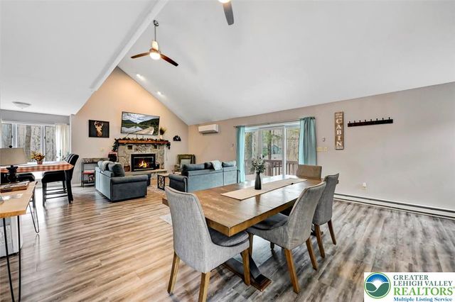 8 Wahoo Court, Penn Forest Twp, PA 18210