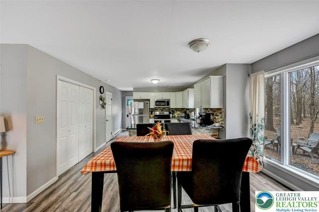 8 Wahoo Court, Penn Forest Twp, PA 18210