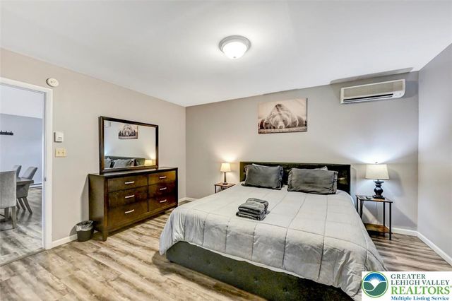 8 Wahoo Court, Penn Forest Twp, PA 18210