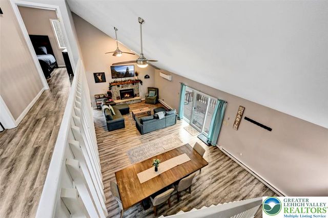 8 Wahoo Court, Penn Forest Twp, PA 18210