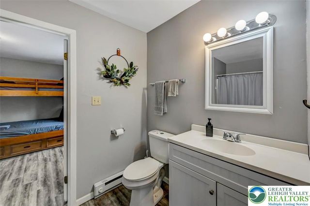 8 Wahoo Court, Penn Forest Twp, PA 18210