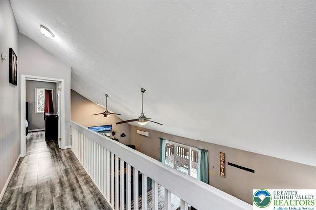 8 Wahoo Court, Penn Forest Twp, PA 18210