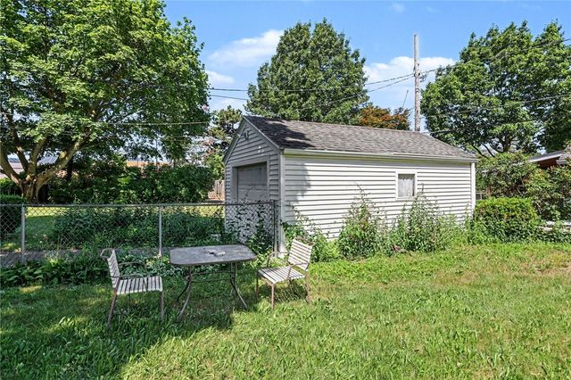 10 Heberton Road, Irondequoit, NY 14622