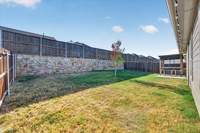 2325 Sun Star Drive, Haslet, TX 76052
