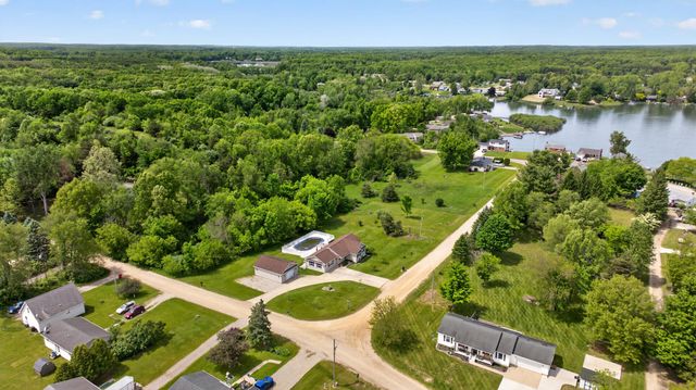 10740 Montview Drive, Somerset Twp, MI 49249