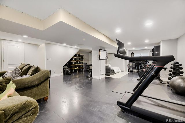 9707 Red Oakes Drive, Highlands Ranch, CO 80126