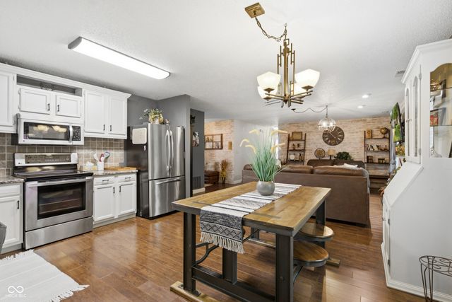 6210 Cradle River Drive, Indianapolis, IN 46221