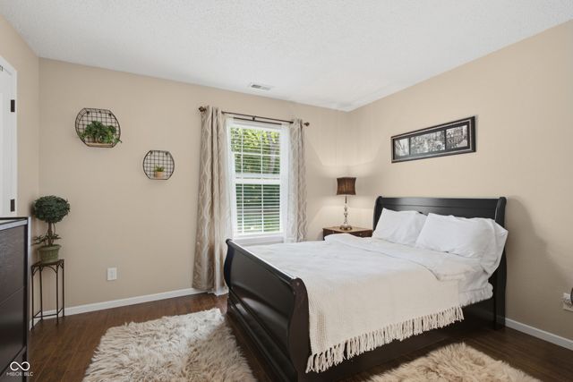 6210 Cradle River Drive, Indianapolis, IN 46221