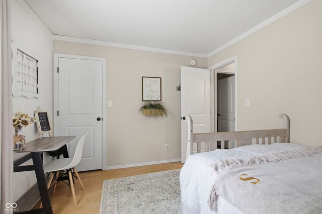6210 Cradle River Drive, Indianapolis, IN 46221