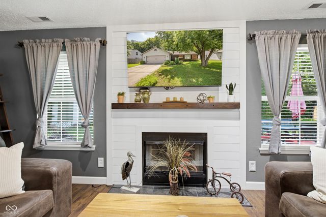 6210 Cradle River Drive, Indianapolis, IN 46221