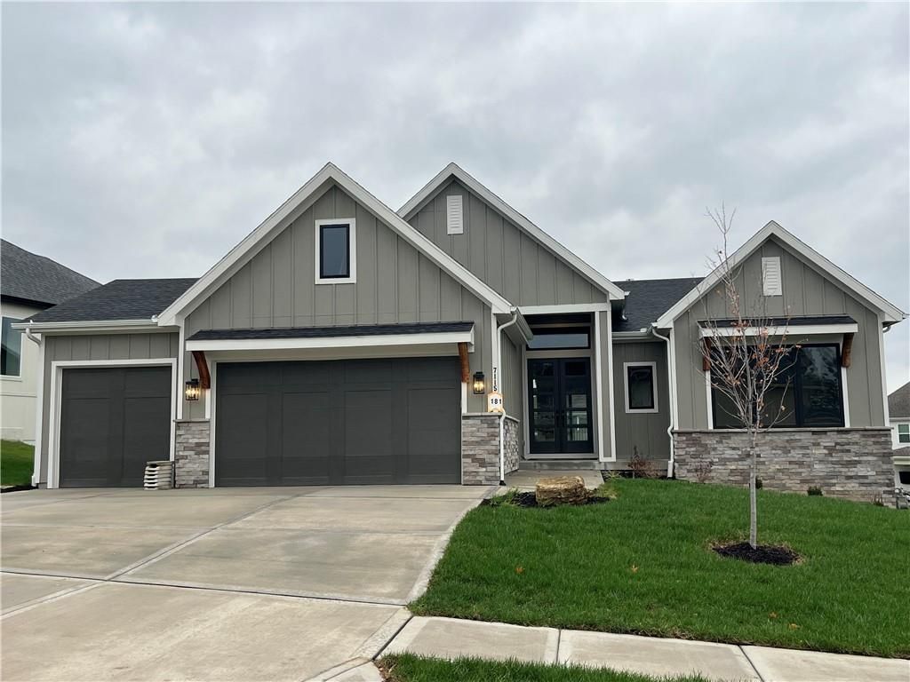 13105 W 72nd Street, Shawnee, KS 66216