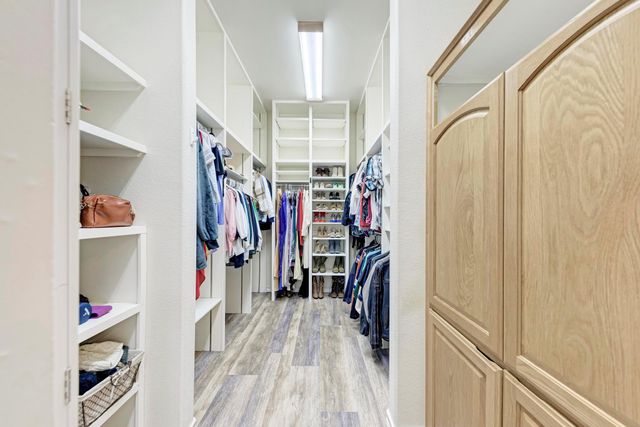 330 Juniper TRL, Kingsland, TX 78639