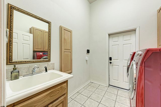 330 Juniper TRL, Kingsland, TX 78639