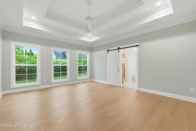 15117 Beckley Springs Dr, Louisville, KY 40245