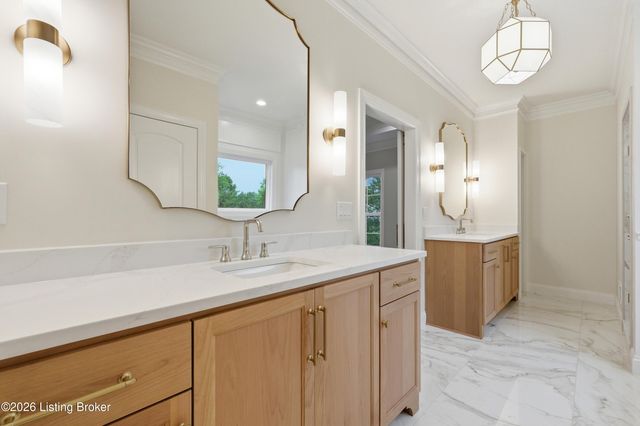 15117 Beckley Springs Dr, Louisville, KY 40245