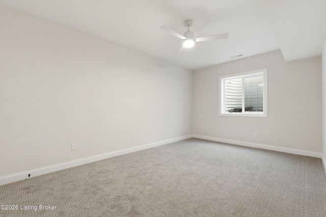 15117 Beckley Springs Dr, Louisville, KY 40245