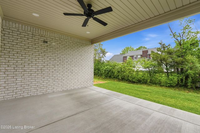 15117 Beckley Springs Dr, Louisville, KY 40245