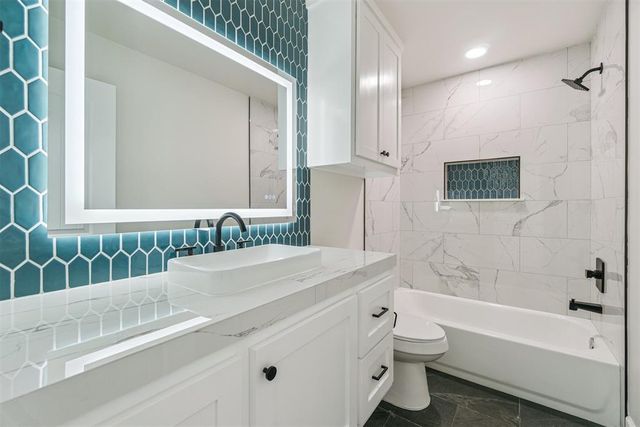 2004 N Cherry Avenue, Oklahoma City, OK 73121