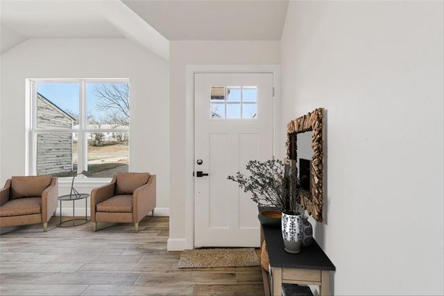 2004 N Cherry Avenue, Oklahoma City, OK 73121