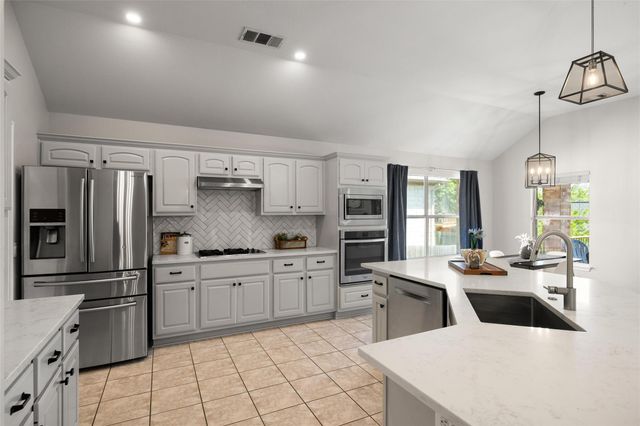 100 Stratton CT, Austin, TX 78737