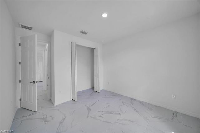 2515 Sunniland BLVD, Lehigh Acres, FL 33971